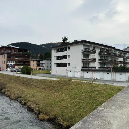 Herrliche 3 Schlafzimmer In Zentral & Exklusiv Διαμέρισμα *