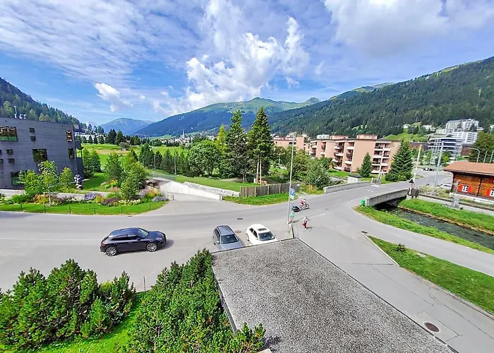 Herrliche 3 Schlafzimmer In Zentral & Exklusiv شقة *