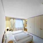 Herrliche 3 Schlafzimmer In Zentral & Exklusiv *